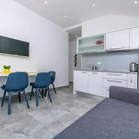 Sime * Rogoznica (Sibenik-Knin)