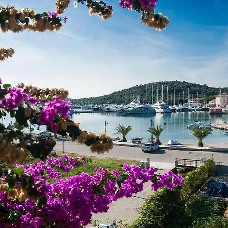 Apartman Sime Rogoznica