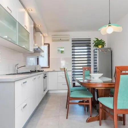 Sime * Rogoznica (Sibenik-Knin)