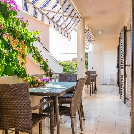 Apartment Sime