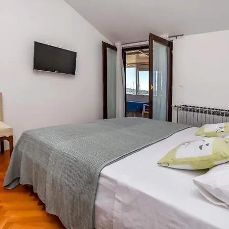Sime * Rogoznica (Sibenik-Knin)