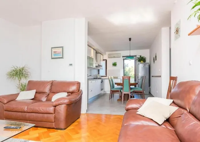 Sime * Rogoznica (Sibenik-Knin)