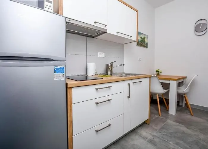 Sime * Rogoznica (Sibenik-Knin)